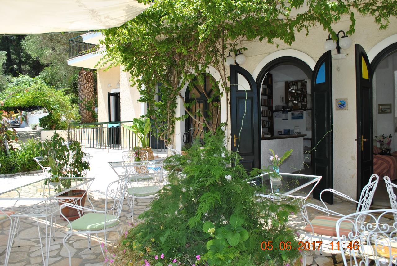 Hotel Helios Splendid Mpoukaris Exterior foto